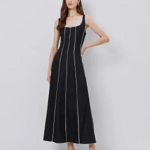 Robe Maxi Sans Manches à Détails Contrastants
