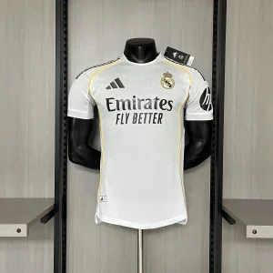 25/25 REAL MADRID HOME PLAYER VERSION