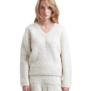 Wool Boucle V-Nect Knit