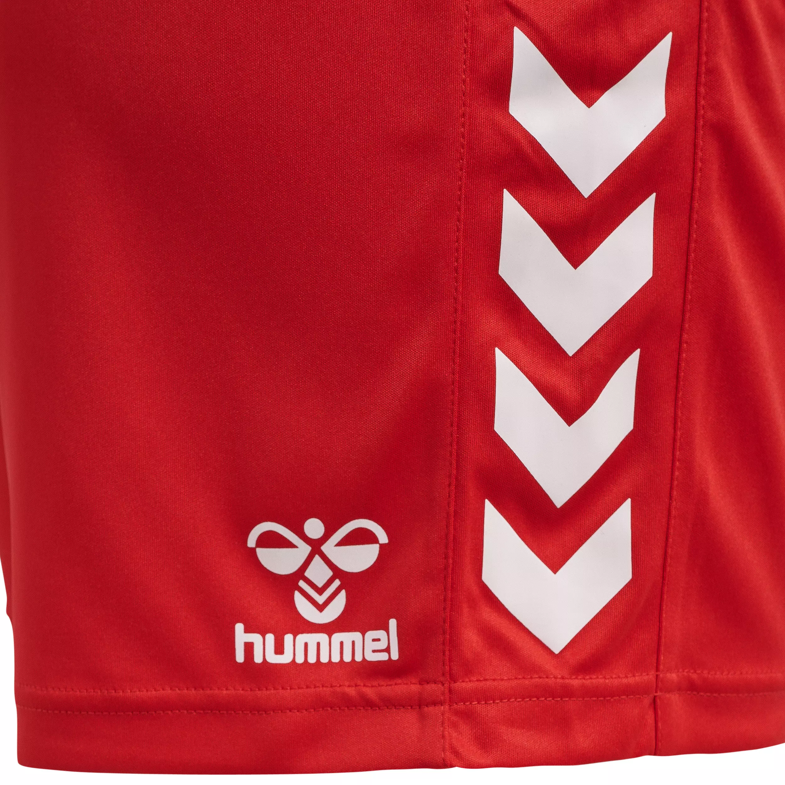 Short Femme Hummel Core XK Rouge – Image 3