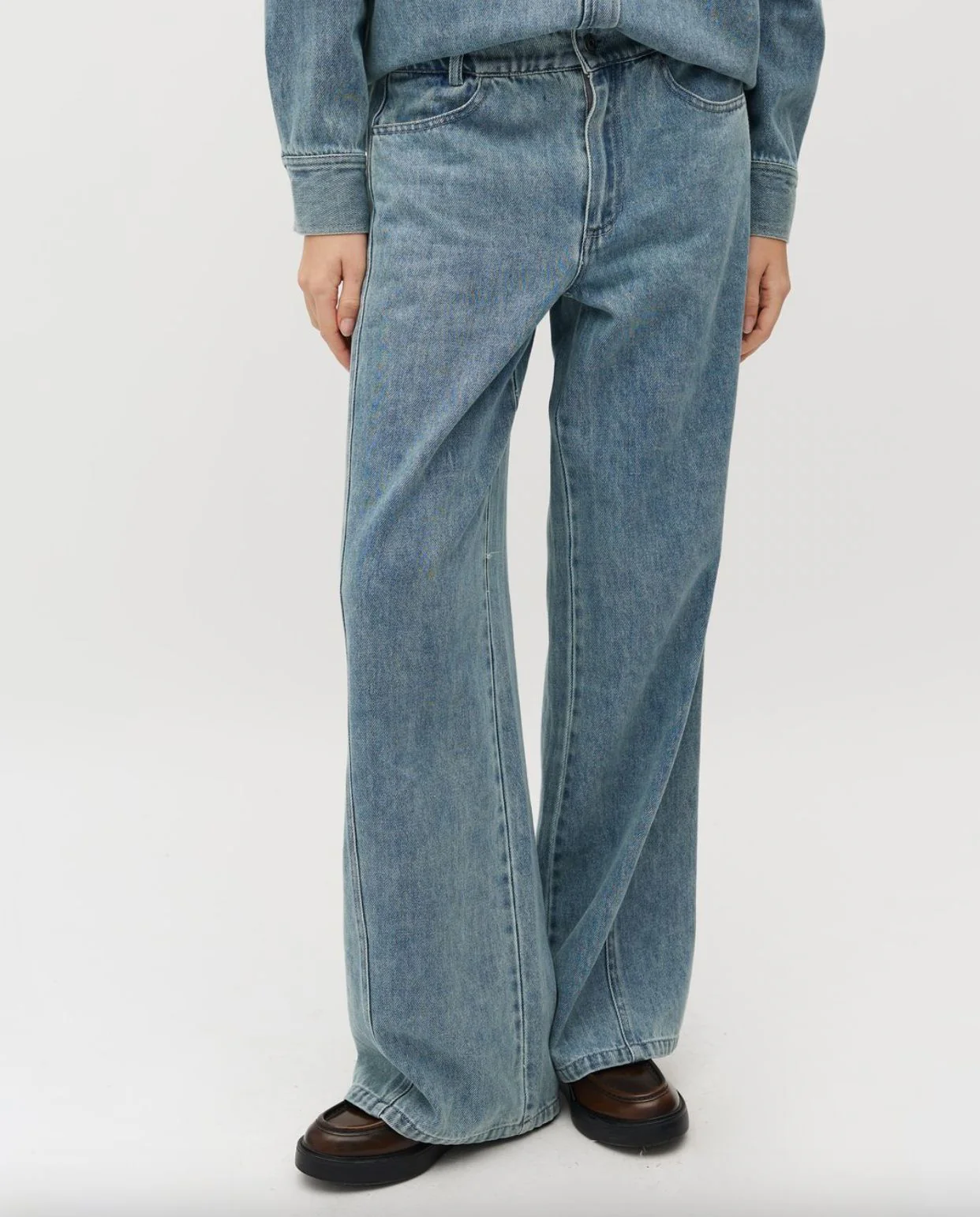 Jean bleu clair Katyn