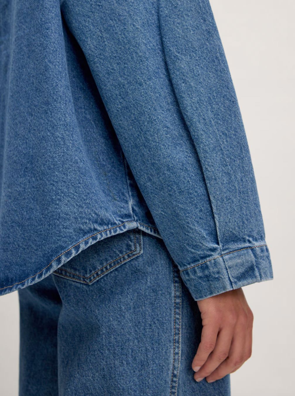 Surchemise denim sans col Bristol – Image 3