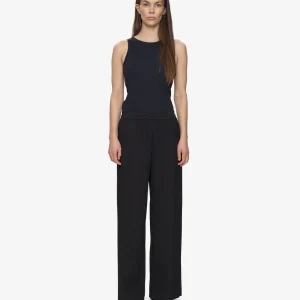 Pantalon fluide noir plissé Sjanni