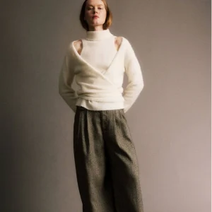 Pull col roulé cache cœur écru Michelle