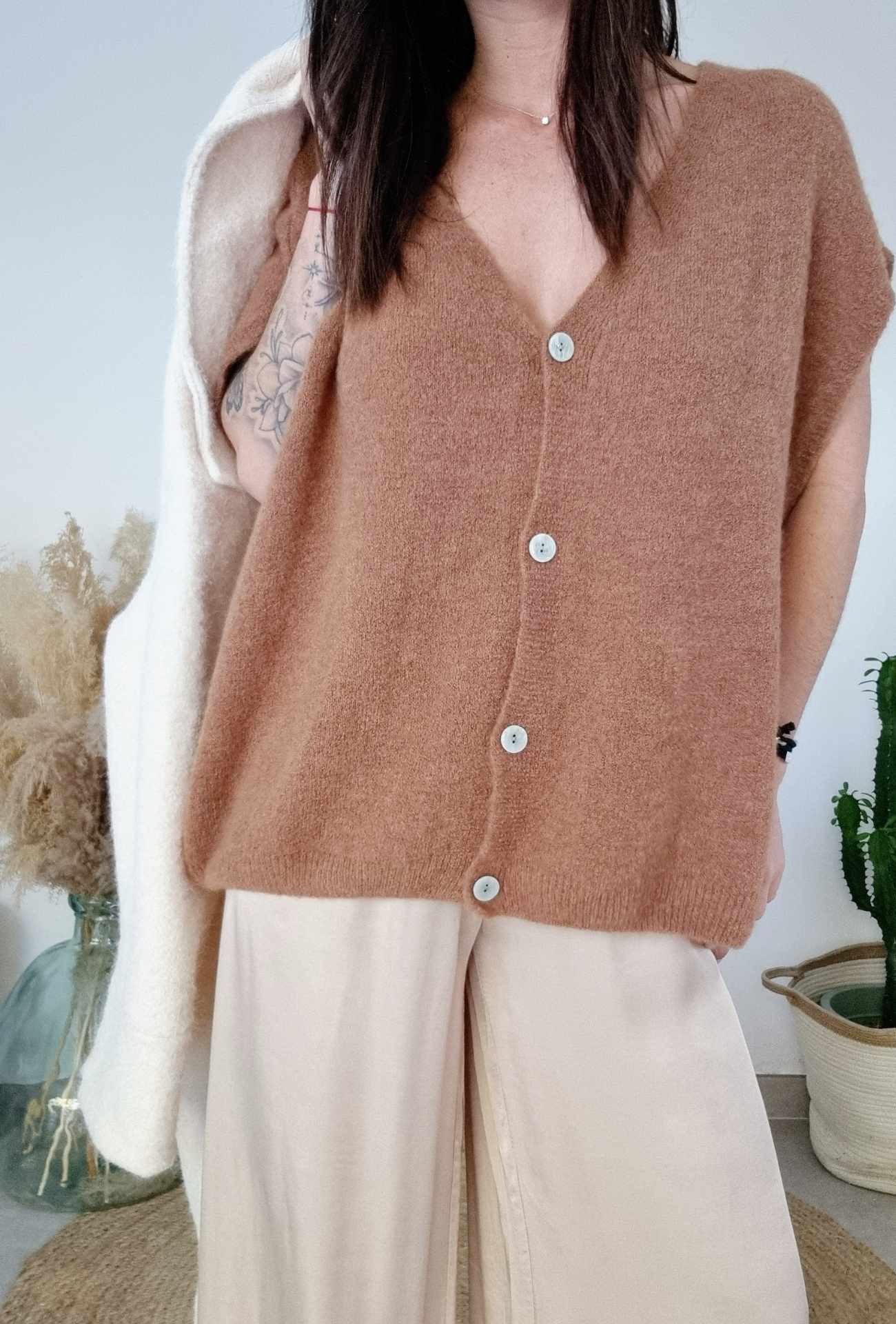 Gilet Pull sans manches MINA marron – Image 4