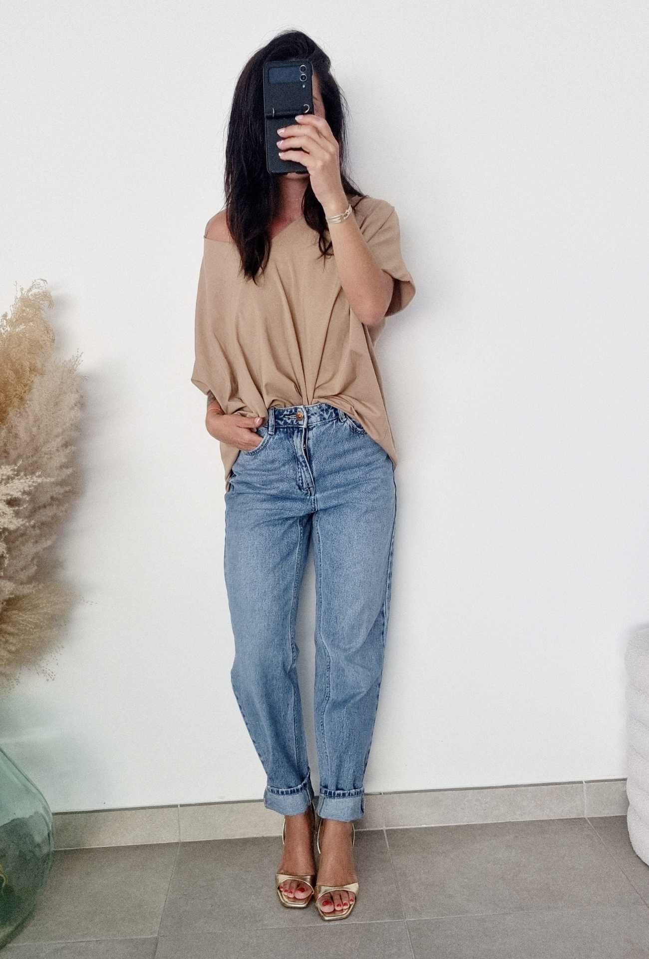 T-shirt oversize INGRID Beige – Image 2