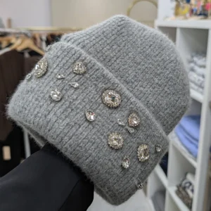Bonnet strass gris