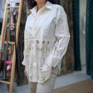 Chemise « brodée »