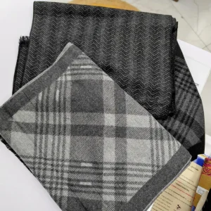 Echarpe fine « grise »