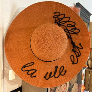 Chapeau La vie est belle