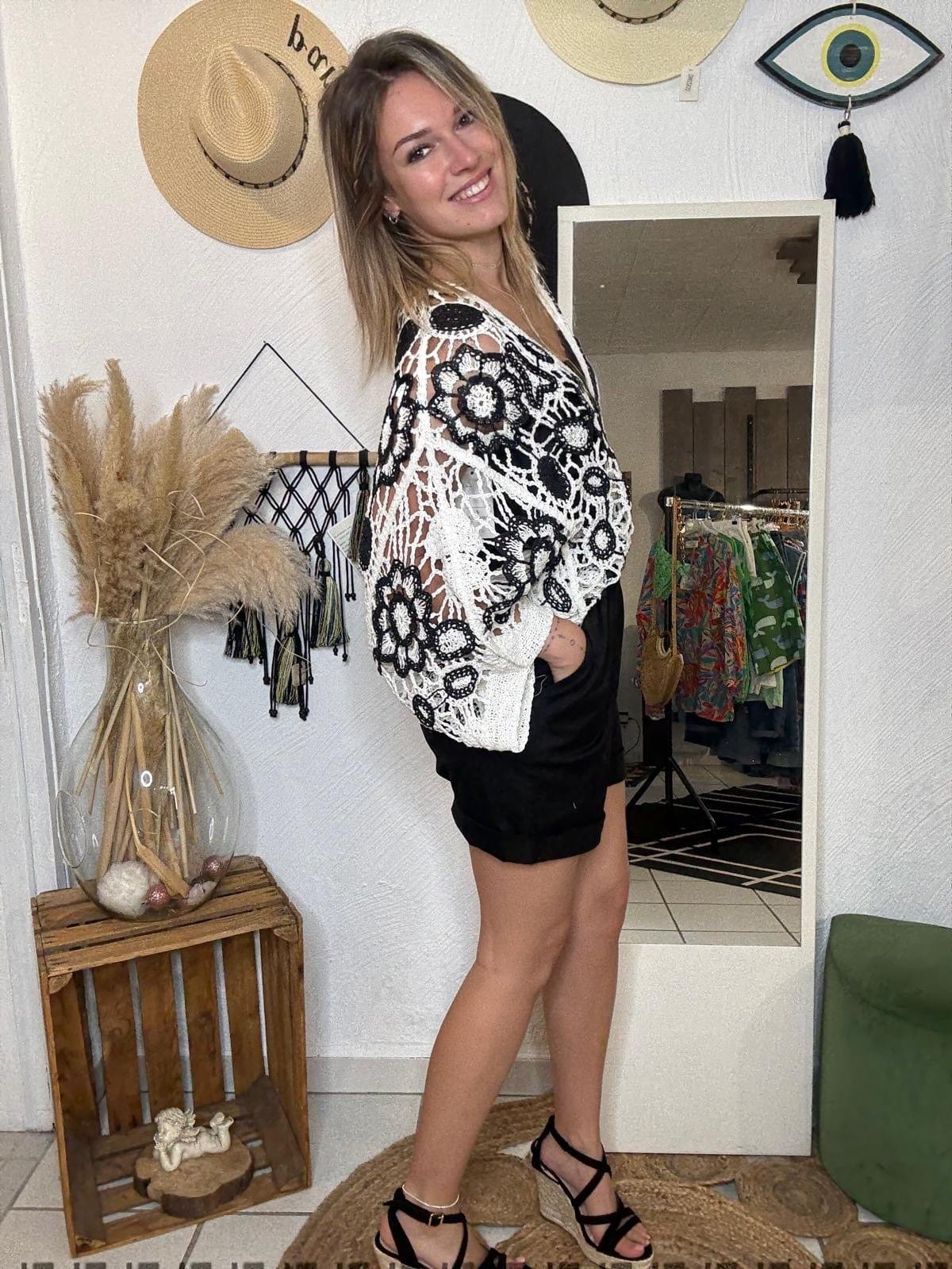 Short LAURA – Image 9