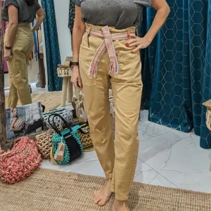 Please pantalon taille haute avec grosse ceinture colorée