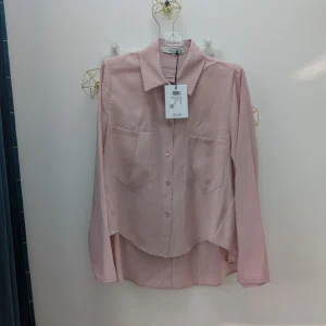 Please chemises « rose ou beige large »