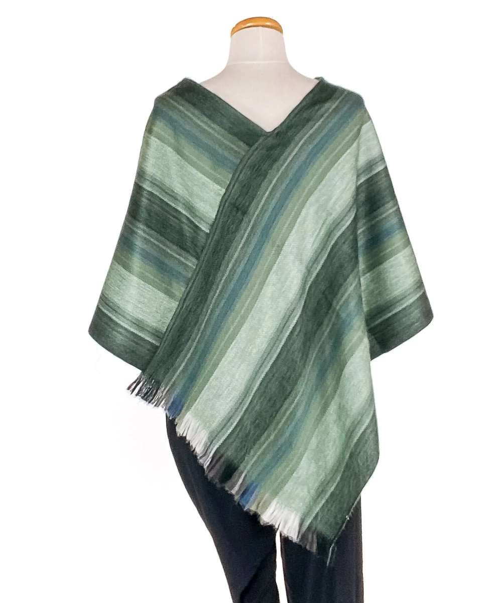 Poncho à boutons de l'Équateur – Image 7