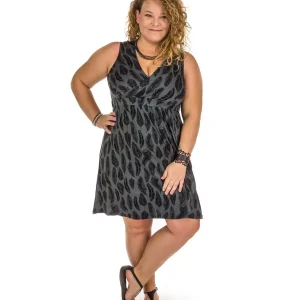 Robe cache-coeur courte