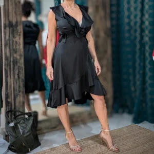 Robe courte fluide « portefeuille »